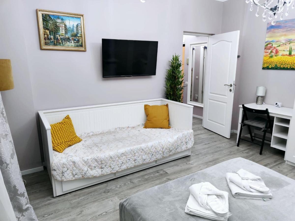Chic Studio Old City Center - Ivo19 Букурещ Екстериор снимка