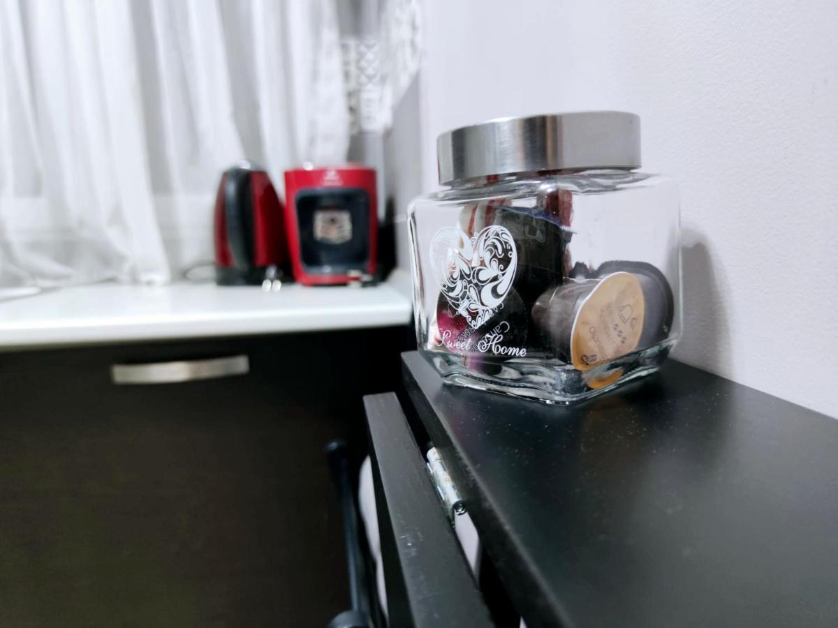 Chic Studio Old City Center - Ivo19 Букурещ Екстериор снимка
