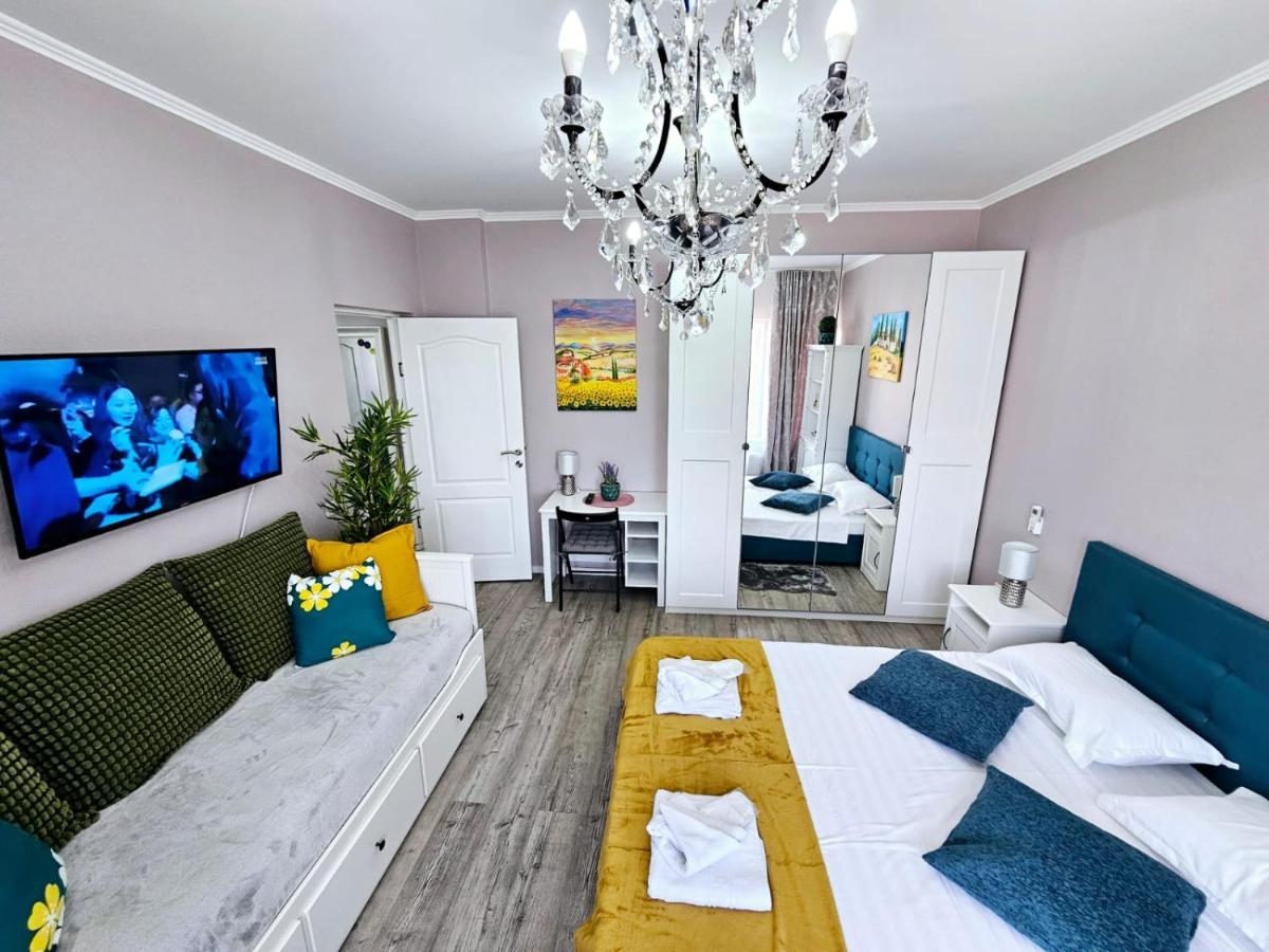 Chic Studio Old City Center - Ivo19 Букурещ Екстериор снимка